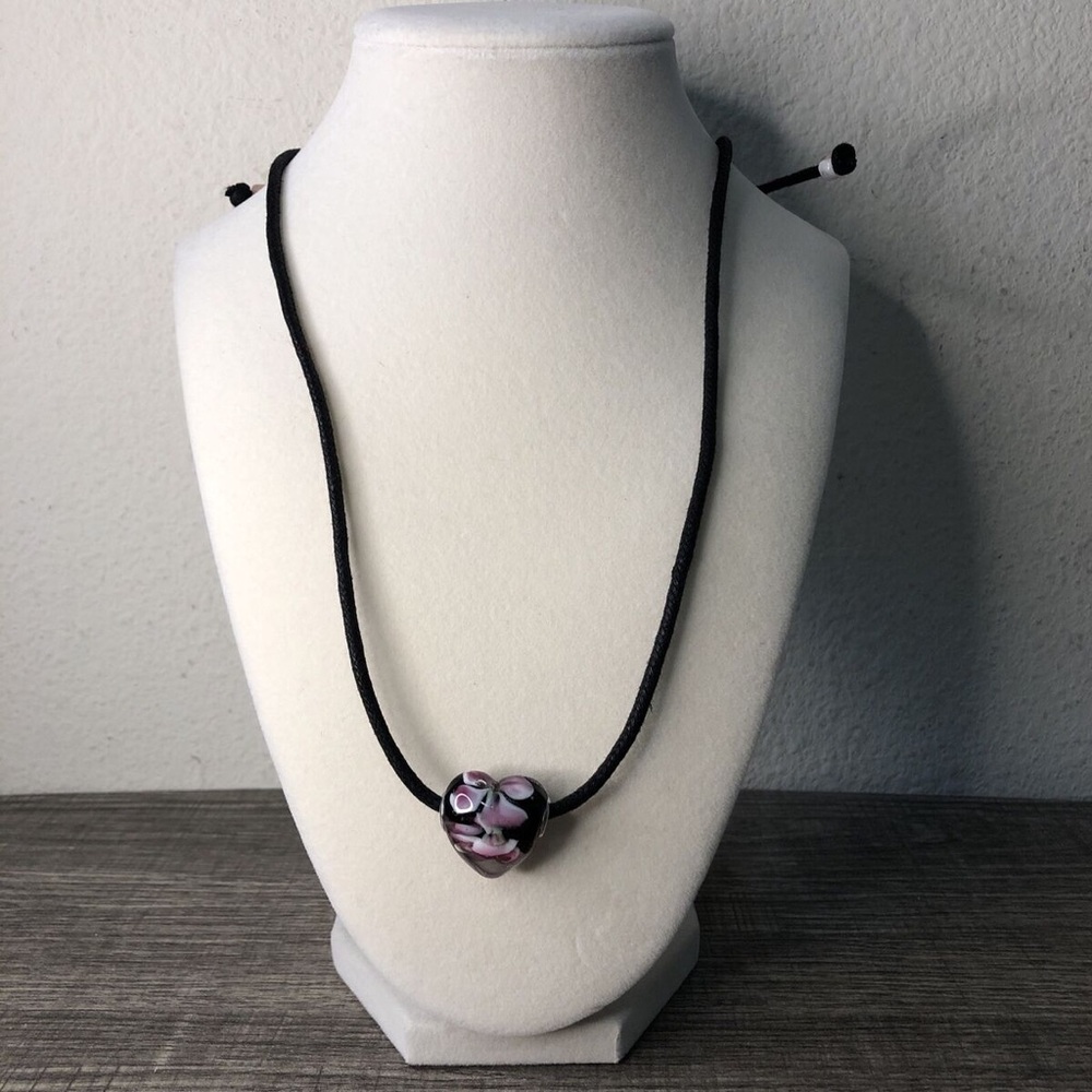 NWT Free People Elegant Black and Purple Heart Necklace
